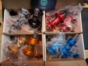 Mountain Bike Hub Aluminum Alloy Disc Brake Hub 32/36 Holes 130/135mm Applicable 5/6/7/8s MTB Ball Hub