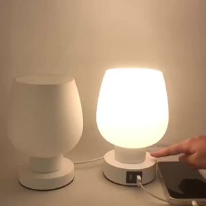 scandinavian Touch Glass Table Lamp Dimming Bedside Bedroom Study Room Girl Decoration usb Small Flower Table Lamp