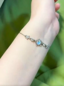 Gelang Bintang Zirkon 冰透星星锆石手链 Star Zircon Bracelet 炫彩蓝色轻奢精致高级感气质百搭可调节抽拉手链 Elegant Fashion Jewelry