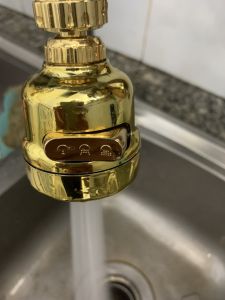 Dây Nối Đầu Vòi Nước Tăng Áp Có Nút Điều Chỉnh 3 Chế Độ Xoay 360 dễ dàng Sử dụng cho bồn rửa chén ( vàng)