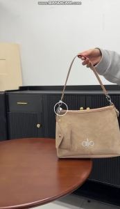 Retro Vintage PU Hobo Bag Adjustable Detachable Long Cross Strap Elegant Earthy Tones Ladies Daily Commute Bag