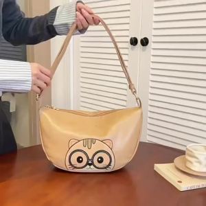 Túi đeo chéo hoạt hình dễ thương mẫu mới túi bánh bao đa năng phong cách casual túi thời thượng nhẹ nhàng sang trọng độc đáo.