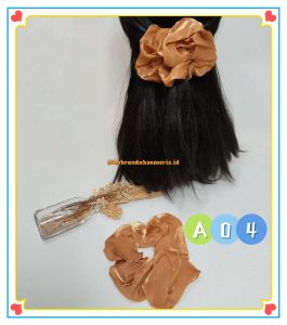 IKAT RAMBUT SHIMMER / METALIC SCRUNCHIE / IKAT RAMBUT KOREA / IKAT RAMBUT GLOWY KILAU / IKAT RAMBUT WANITA / IKAT RAMBUT PREMIUM / IKAT RAMBUT BAHAN SATIN / SSG 2825