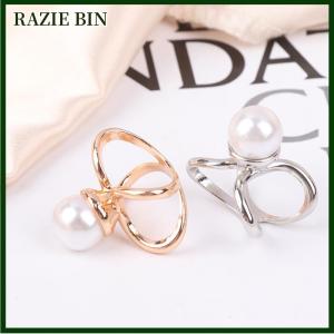 RAZIE BIN เข็มกลัดแฟชั่นผ้าพันคอแบบมีหัวเข็มขัดสำหรับผู้หญิงเข็มกลัดโลหะรูปห่วงรัดผ้าพันคอทำจากสเตนเลสสตีล