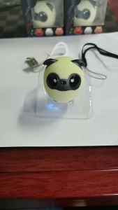 Creative cute  small stereo portable Bluetooth speaker cute cartoon girl heart wireless mini mobile phone subwoofer