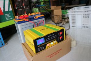 ASLI 6A cas aki 12v 24v charger APR JAPAN digital fast charging mobil motor