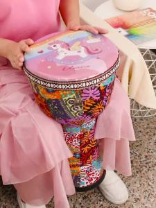 非洲鼓儿童男女孩玩具专业打击乐器标准8寸手拍鼓幼儿园易学便携Gendang Afrika kanak-kanak lelaki kanak-kanak perempuan mainan instrumen perkusi profesional gendang tangan 8 inci standard tadika mudah dipelajari mudah alih