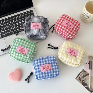 CHLOCH Portable Travel Makeup Bag Checkered Pattern Quilted Design Coin Purse Cute Mini Size Lipstick Pouch