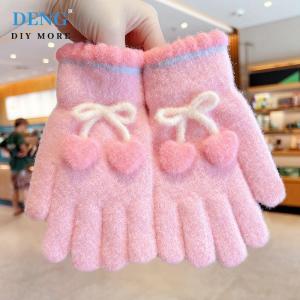 🎀🎁【Special price】Deng ถุงมือเต็มนิ้วให้ความอบอุ่นสำหรับเด็กลายเชอร์รี่หวานน่ารักอายุ6-12ปีถุงมือปั่นจักรยานหนากันลมฤดูหนาว