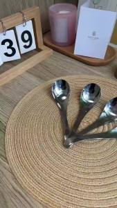 4PCS Stainless Steel Spoon Set 430 Thick Durable Eating Spoon with Mirror Finish Suitable for Soup Kitchen Cutlery and Tableware.