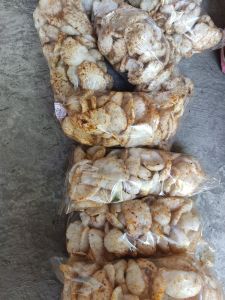 MURAH Kerupuk Putih Bulat Kecil dengan Bumbu Serundeng / Krupuk dibuat dengan pasir khas Cirebon / Makanan Camilan Gurih Halal Daerah Indonesia Pilihan Sehat Lezat Bisa COD