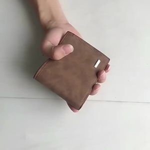 AE Mens short wallet wallet Leather wallet with multiple card slots can hold a drivers license vintage style dollar bill holder