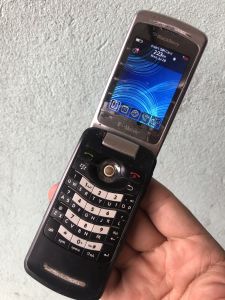 Điện thoại  BlackBerry Pearl 8220