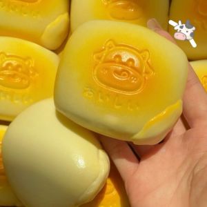 【Ready Stock&COD】DIVATEN Pinch Squeeze Squishy Simulated Milk Bread Stress Relief ​​Non-Toxic Super Soft Sensory Fidget Cute Gifts Slow Rising Toy Adults Kids​​