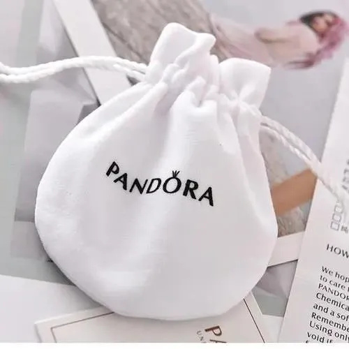 Pandora best sale velvet pouch