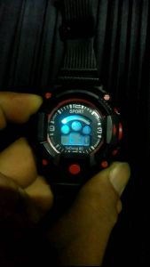 đồng hồ đeo tay kiểu dáng thể thao đèn led đổi màu có ngày tháng giờ báo thức phù hợp cho các bạn Sinh viên học sinh  đi làm văn phòng sang trọng lịch lãm