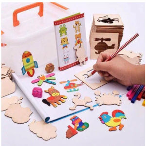 🎉50* KHUÔN VẼ GỖ CHO BÉ 💥gỗ tự nhiên thân thiện với môi trường và an toàn cho trẻ nên bố mẹ hoàn toàn yên tâm khi cho con sử dụng 1. 50 khuôn hình bằng gỗ 2. 12 bút màu vẽ 3. 1 cây bút chì 4. 1 giấy hướng dẫn vẽ 5.