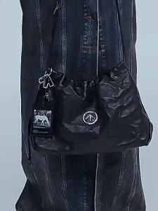 GROTT0 个 le Le 26 Year of the Plum Maple and Union Collaboration: Large-Capacity Shoulder Bag with Sheepskin Texture Suitable for Commuting