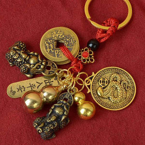 Cinnabar Five Emperors Coin Red Rope Brass Gourd Zodiac Pixiu Keychain for Wealth and Good Luck Safe Travel Pendant  Cinnabar Five Emperors Money Red Rope Brass Hulu Twelve Zodiac Zodiac Pixiu Key Chain Transfer of Wealth Entry and Exit of Safe