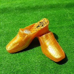 Dép Sục Nhựa Nữ Bít Mũi Đi Mưa