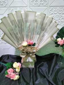 ready buket uang kosong warna coklat full  / kado ulang tahun / kerangka buket