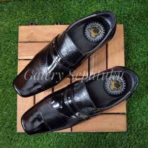 SEPATU PANTOFEL PRIA