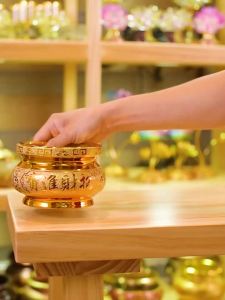 陶瓷砂金香炉家用供奉插香室内招财烧香炉佛堂用品佛具寺庙香薰炉Ceramic sand gold incense burner household offering incense insert indoor fortune burning incense burner Buddhist temple articles Buddhist incense burner