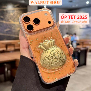 Ốp lưng bao tiền vàng Thần Tài Tết 2026 may mắn màu trong phủ nhũ vàng lấp lánh - Full iPhone X–17 Pro Max kèm dây đeo