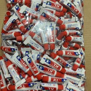 Ống Kem đáng răng nhà nghỉ khách sạn