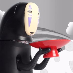 ออมสิน Kaonashi จากเรื่อง Spirit away หรือ ตุ๊กตา Noface ในรูปออมสิน