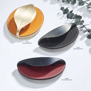 (SG Stock) Luxurious leather wardrobe handle 8154 121mm length