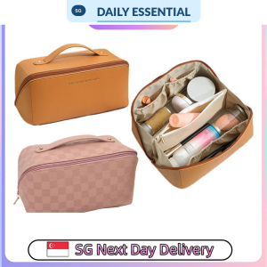 【DAILY ESSENTIAL】 PU Cosmetic Storage Bag with Handle in Plain and Checkered Styles