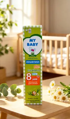 MY BABY minyak telon plus eucalyptus 90ML 8 jam untuk bayi di kamar tidur dengan tanaman eucalyptus dan bunga chamomile.