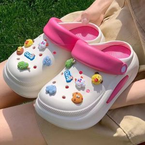 Aqrau 【สไตล์ล่าสุด🔥】รองเท้าแตะ ครอคส์ พื้นหนา สวมใส่สบาย เหมาะกับฤดูร้อน สําหรับผู้หญิง