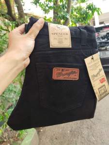 Celana Panjang Standar Pria / CELANA STANDAR JUMBO PRIA / Celana Jeans Standar Pria / Celana Jeans Pria Standar Big Size Warna Hitam / Celana Panjang Besik