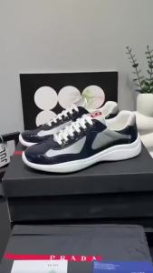 Exclusively for popular fashion patchwork sneakers and casual shoes P Bright leather couples casual shoes .
