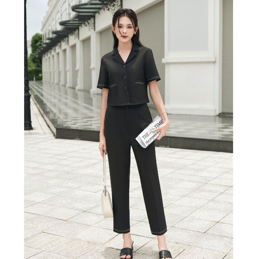 Áo Sơ Mi Croptop Công Sở: Bí Quyết Cho Nữ Gi8ớii Văn Phòng Thoải Mái Và Phong Cách