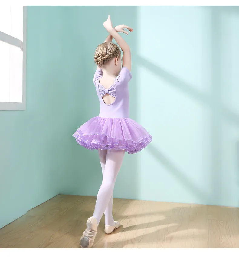 Đầm múa ballet liền thân màu hồng - tay dài