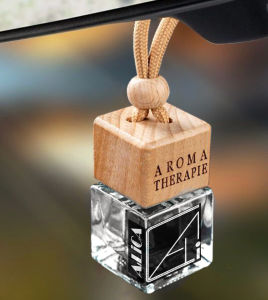 น้ำหอมรถยนต์ ฝาไม้ กลิ่นแบรนด์ ฝรั่งเศส น้ำหอมแขวนรถ ปรับอากาศ ใช้ได้นานเป็นเดือน อโรม่า ติดรถ ห้องน้ำ แผ่นน้ำหอม