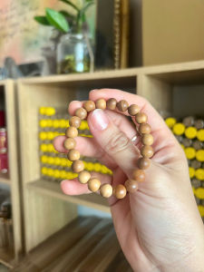 Vòng gỗ Đàn Hương thượng hạng size 8ly tròn trúc thơm ngọt như nước hoa