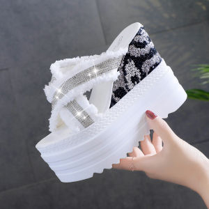 รองเท้าแตะส้นตึกสำหรับผู้หญิงรองเท้าแตะส้นเตารีดทรงสโลปสำหรับฤดูร้อน