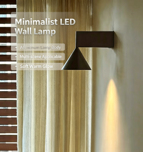 Modern Italian Minimalist Bedroom Bedside Wall Lamp Geometric Simple Designer High-End Background Wall Art Light Aisle Home Dec