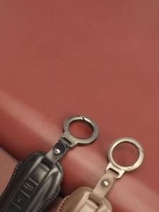 SDSgTop Layer Leather Car Key Case Cover Shell for Porsche 718 Panamera 911 Macan Taycan Cayman Boxster Car Key AccessoriesHJO