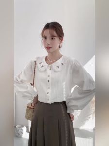 AMMIN 2025 New Korean Style Exquisite Positioning Flower Embroidery Design Single-Breasted Long Sleeve Shirt for Women Early Autumn Sweet Lace Patchwork Lapel Design Flared Sleeve Elegant Blouse