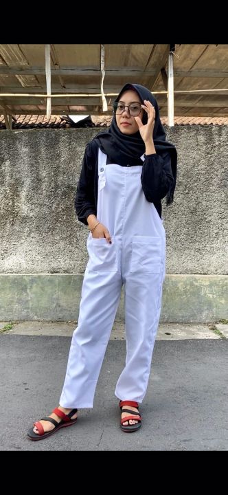 Overall hot sale jeans putih