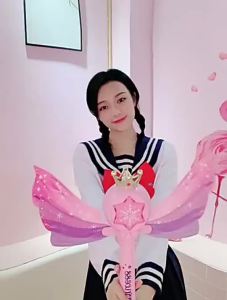 Frozen Fairy Bubble Magic Stick Cầm Tay Phát Sáng Âm Nhạc Chống Rò Rỉ Bubble Girl Đồ Chơi