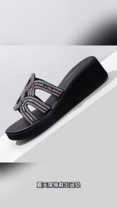 [Free Shipping] 2026 Summer WomenS Thick-Soled Flip-Flops Simple Rhinestone Wedge Sandals Outdoor Wear Bowknot Design High-End New Arrival