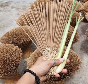 Nhang cam sả Dương Minh dành cho sở thích mùi nhẹ và không mùi hương thơm nhẹ ít khói - Nhang sạch thành phần tự nhiên từ vỏ cam và sả cây