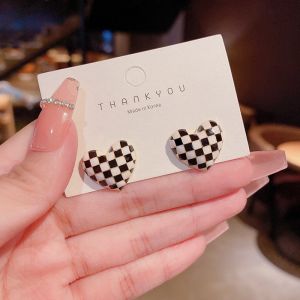 Three Dimensional Peach Heart Design Checkerboard Black and White S925 S92 Silver Earrings Subang Anting
