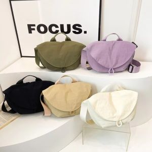 DOOUR Dung lượng lớn Túi đeo một bên vai Nhẹ Canvas Túi đựng bánh bao Thời trang Thiết kế theo phân khúc Túi đeo chéo Túi đeo ngực